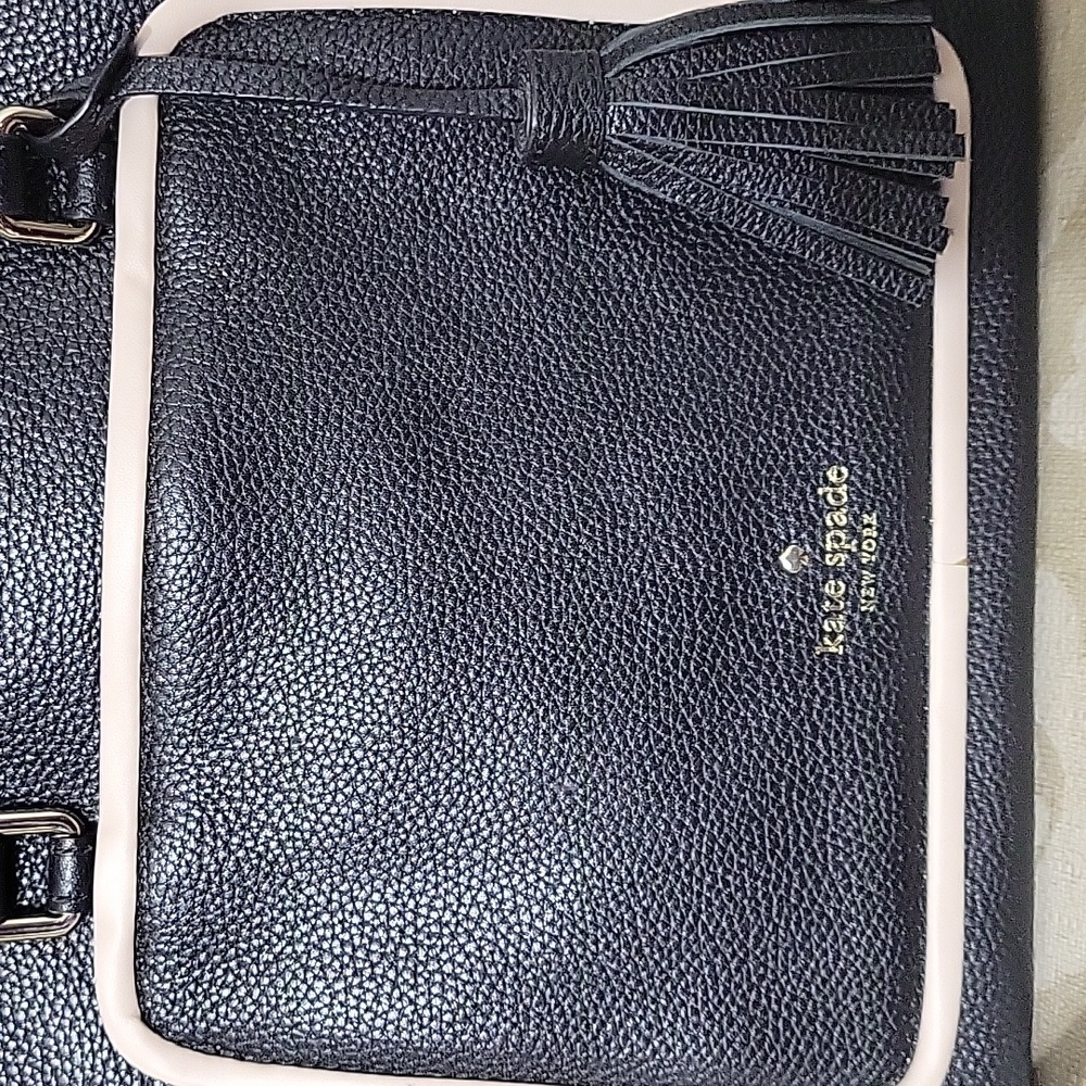KATE SPADE BLACK SOFT PINK TRIM LEATHER BAG EUC - Picture 2 of 16